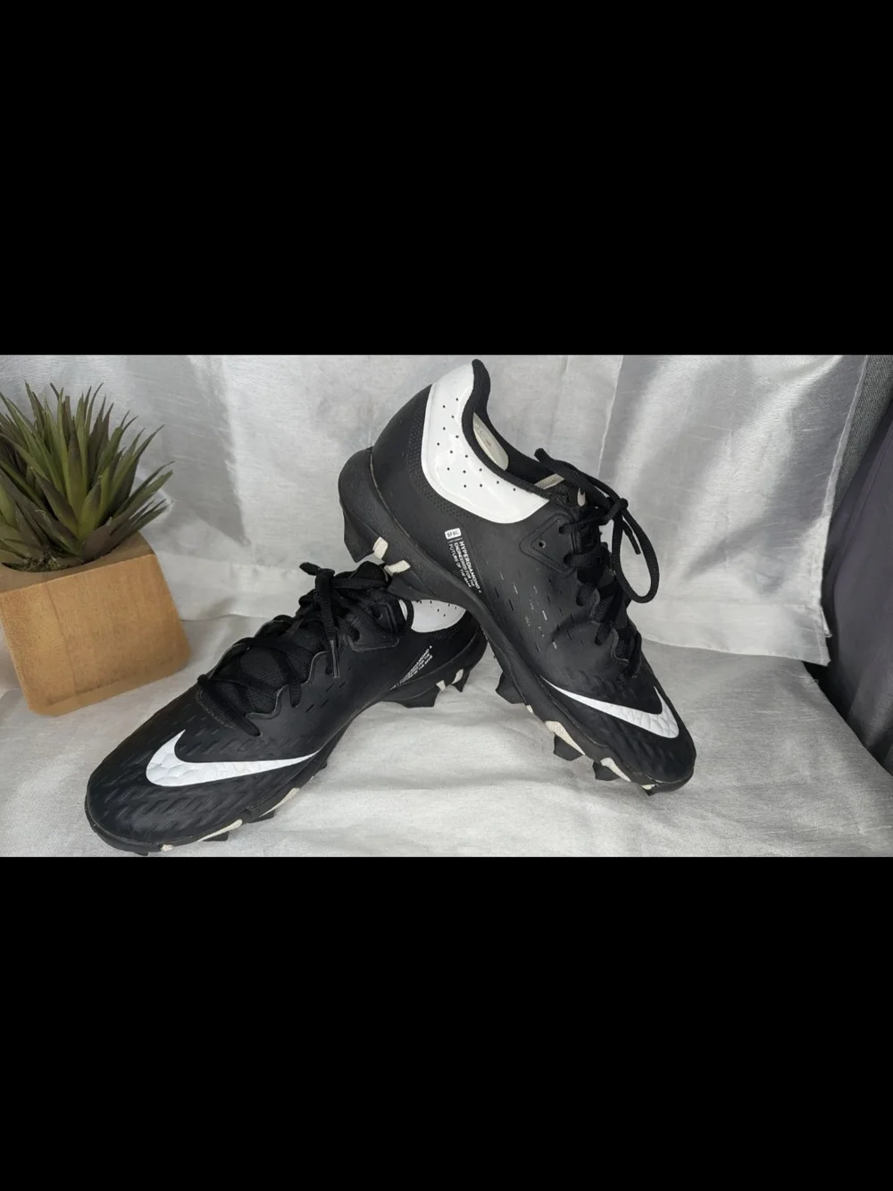 Nike Men's Baseball/Softball Cleats Black/White US 8 Medium